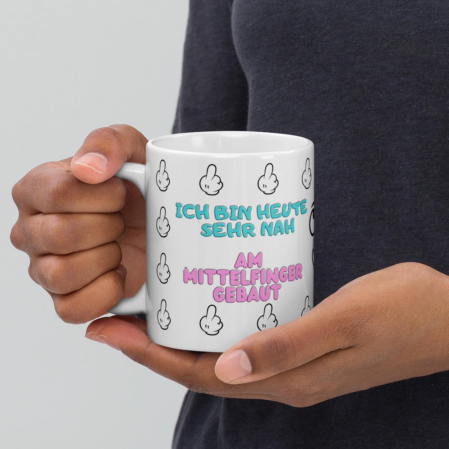 Mittelfinger-Tasse – Lustiger Kaffeebecher mit Personalisierung – Tasse. Handgefertigte, personalisierte Produkte von kreativ-multifaktur.com – Kreative Geschenkideen.